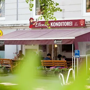 Ellena`s Am Uke Hamburg