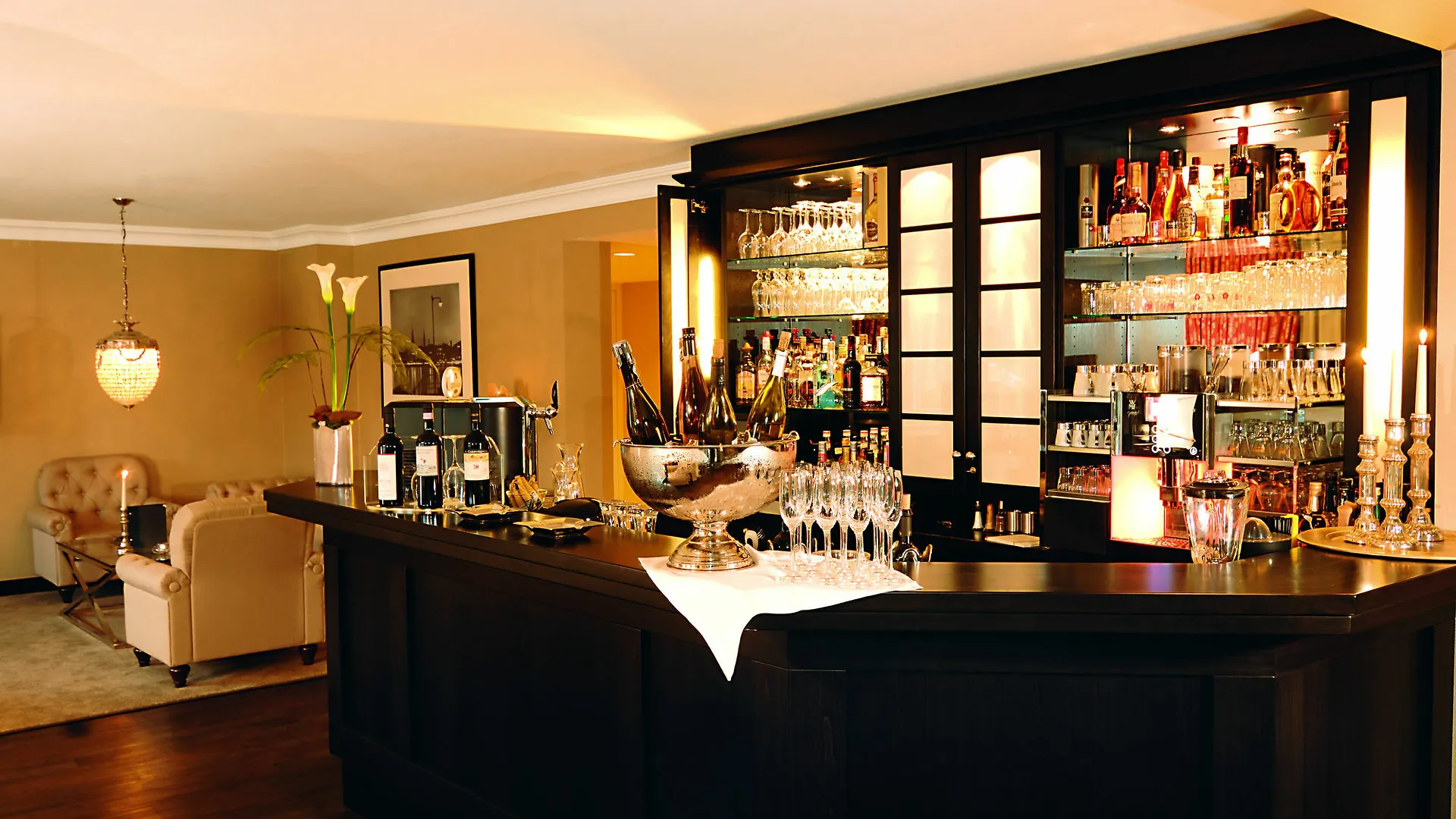 Hotel Business & More Hamburg