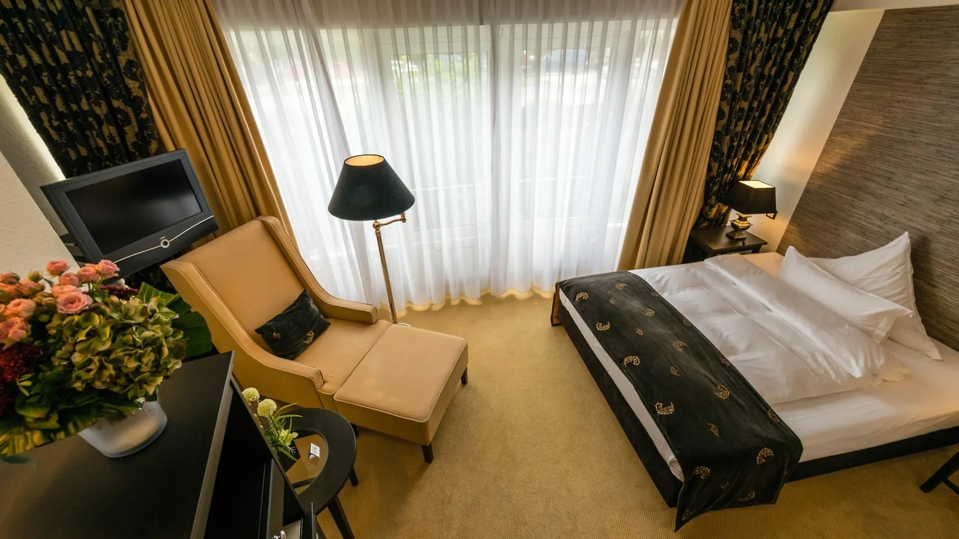 Hotel Business & More Hamburg 4*,  Germany